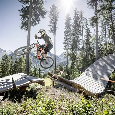 Lägenhet Haus Elena