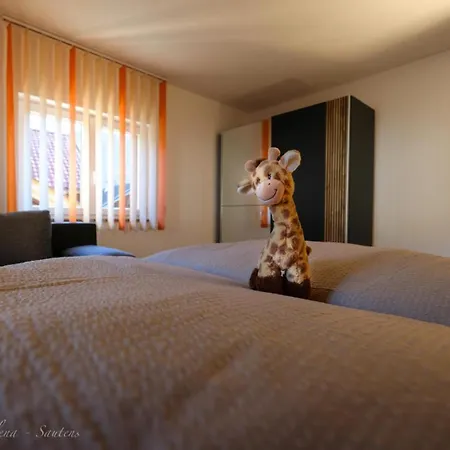 Haus Elena アパート