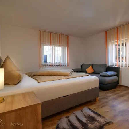 アパート Haus Elena ザウテンス